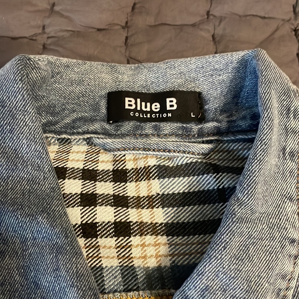 Jean jacket - Picture 2 of 3